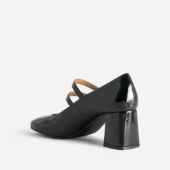 Babies à talon noire vernie à fines brides