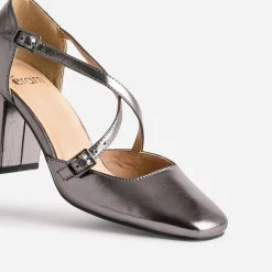 Babies grise métallisée brides croisées