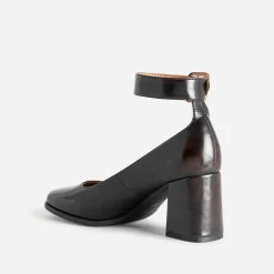 Babies marron foncé à talon