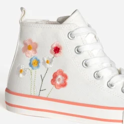 Basket BUGGY blanche toile broderie fleurs