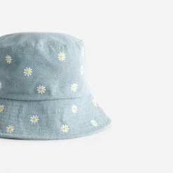Bob baby blue broderies fleurs