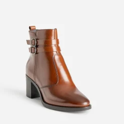 Boots à talon cognac en cuir avec double bride