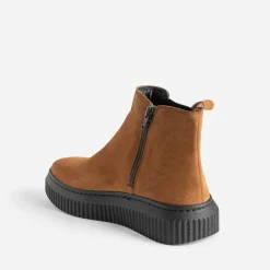 Boots camel en cuir velours à plateforme