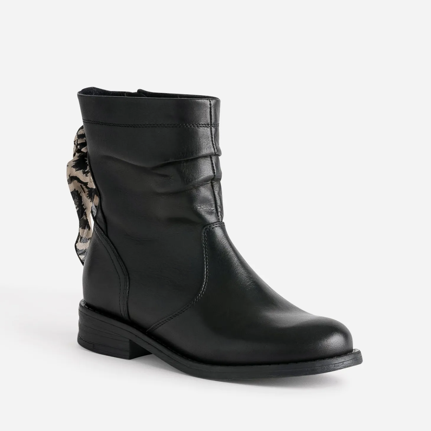 Boots noir cuir décor foulard