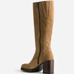 Botte camel en cuir velours esprit rétro