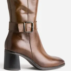 Botte marron en cuir à talon