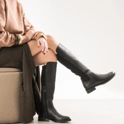 Botte noire bi-matière