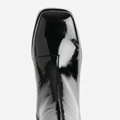 Botte noire éco-conçue vernie à bout carré