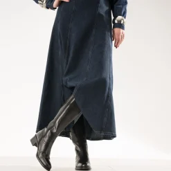 Botte noire en cuir forme cavalière