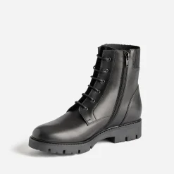 Bottine BUGGY noire éco-conçue cuir décor boucle