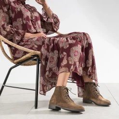 Bottine taupe cuir velours à lacet