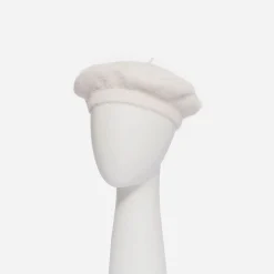 Béret blanc en maille duveteuse