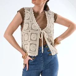 Cardigan sans manches TEXTO beige crochet