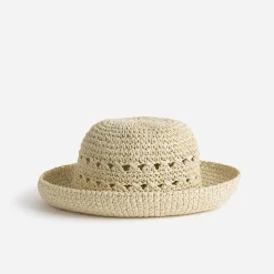 Chapeau beige tressé façon raphia