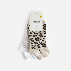 Chaussettes courtes blanches et bleus à motif fleurs