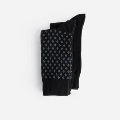 Chaussettes noires et jacquard motif graphique