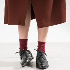 Derby noir en cuir détails perforés