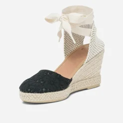 Espadrille compensée noire en toile avec broderie anglaise