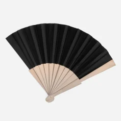 Eventail noir et bois clair