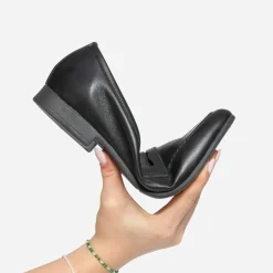 Mocassin noir en cuir