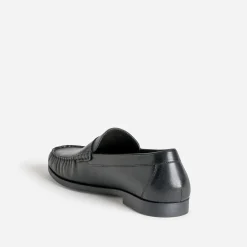 Mocassin noir en cuir