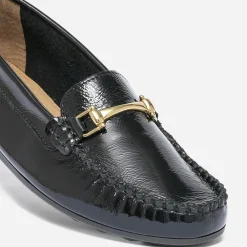 Mocassin noir en cuir verni