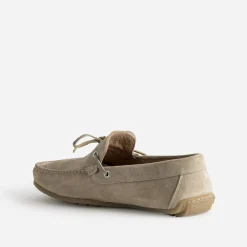 Mocassin-bateau taupe cuir velours avec lacet
