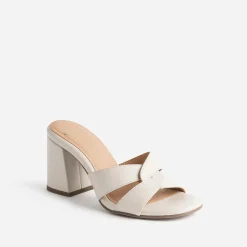 Mule beige à brides croisées