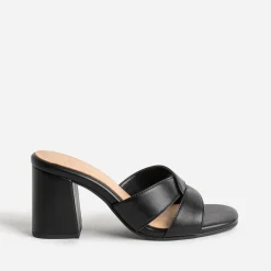 Mule noire à brides croisées