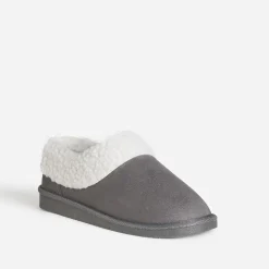 Pantoufle grise fourrée