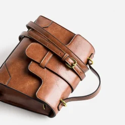 Sac à main cognac forme trapèze