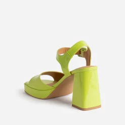 Sandale à plateforme TEXTO vert anis verni