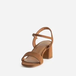 Sandale à talon camel cuir velours