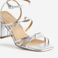Sandale argentée à brides