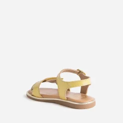 Sandale BUGGY jaune en cuir verni