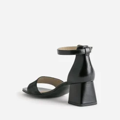 Sandale CAPRICE noire cuir talon flare