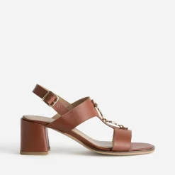 Sandale cognac cuir détail bijou
