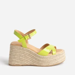 Sandale compensée TEXTO lime verni