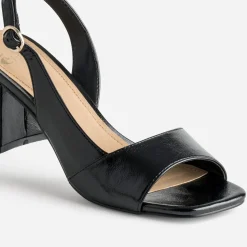 Sandale noire vernie cut-out