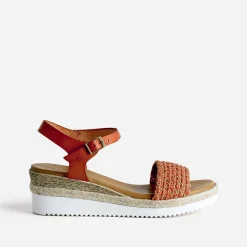 Sandale orange éco-conçue en cuir avec bride tressée