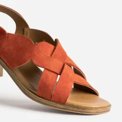 Sandale orange en cuir velours