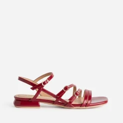 Sandale rouge vernie