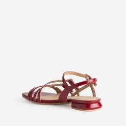 Sandale rouge vernie
