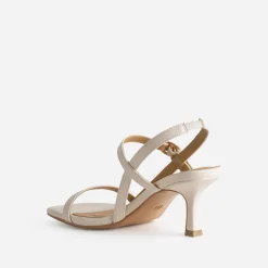 Sandale TEXTO beige bout carré